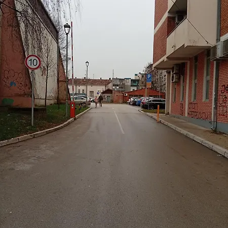 Mala Sirena 피로트