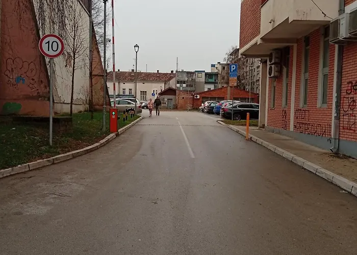 Mala Sirena 피로트